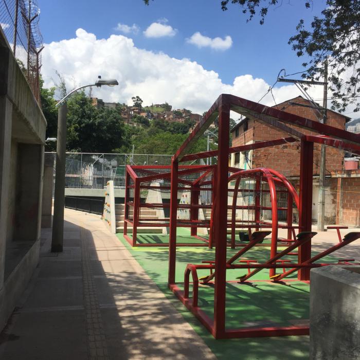 Construcción de la Conexión Pesebre - Blanquizal. Medellín, Antioquia.